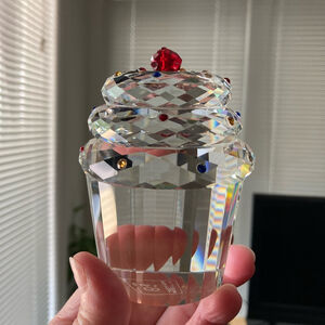 Paperweight Simon Simon & Designs, Decorative Collectible, Clear with Red Accent